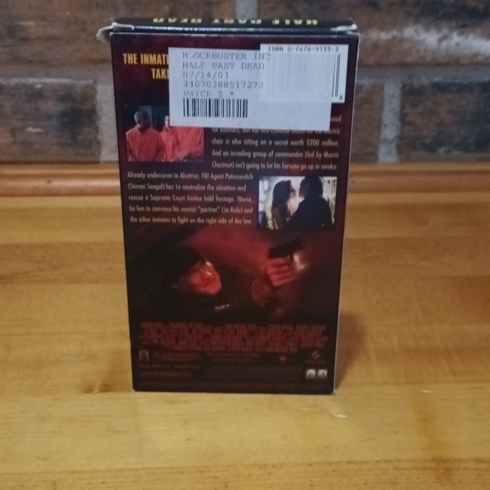 Half Past Dead 2002  Action Thriller vhs tape - Picture 3 of 7